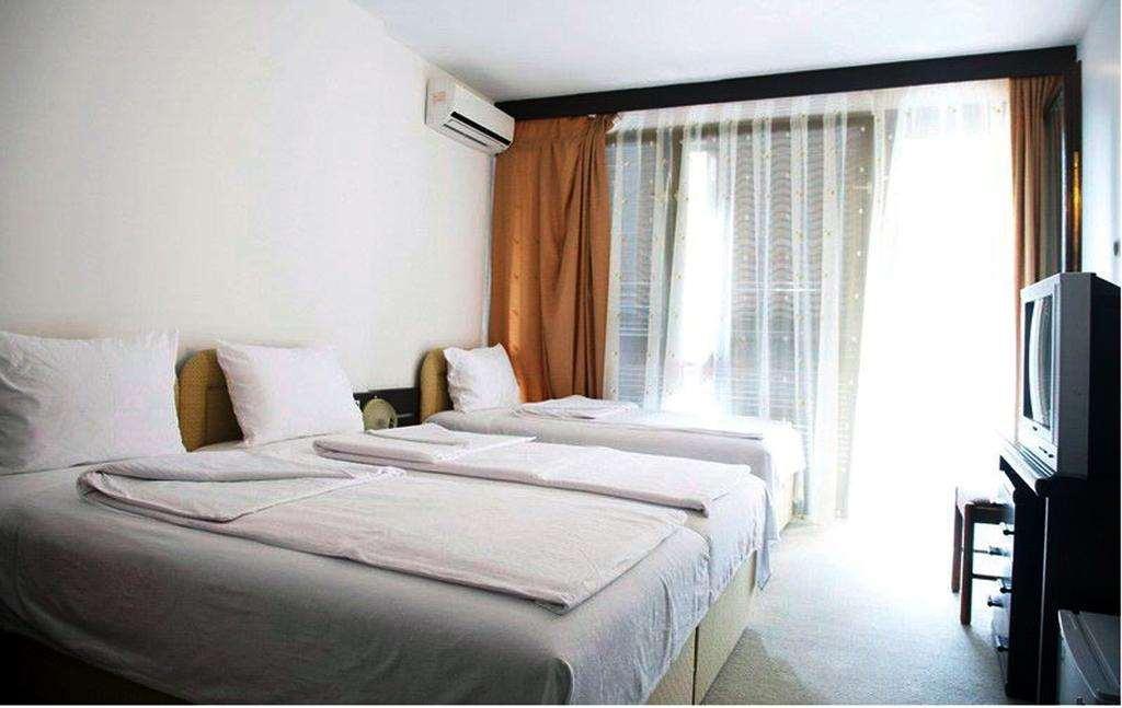 Hotel Pela オフリド 部屋 写真