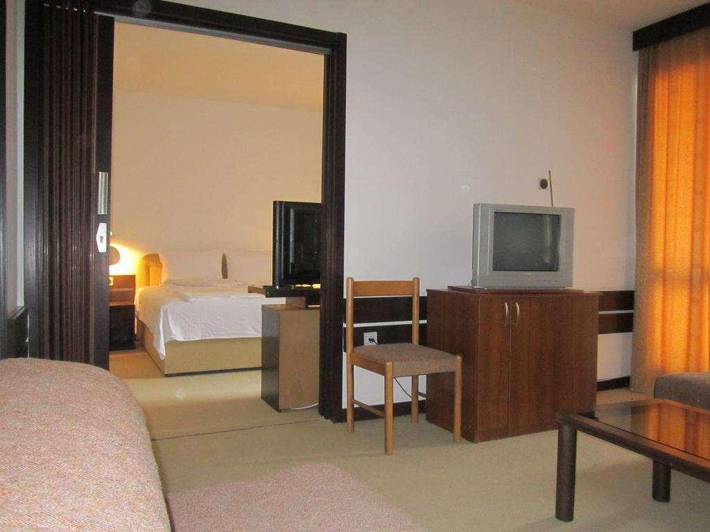 Hotel Pela オフリド 部屋 写真